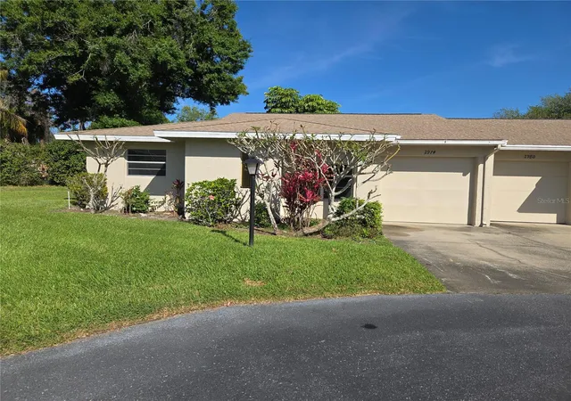 4th image of 2974 Captiva Gardens Dr #17, Sarasota, FL 34231 | MLS# A4688730