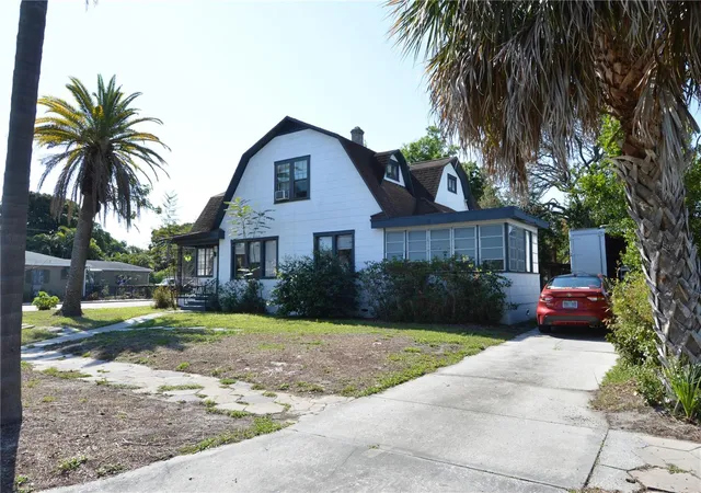 1st image of 2800 Dartmouth Ave N, Saint Petersburg, FL 33713 | MLS# TB8493762