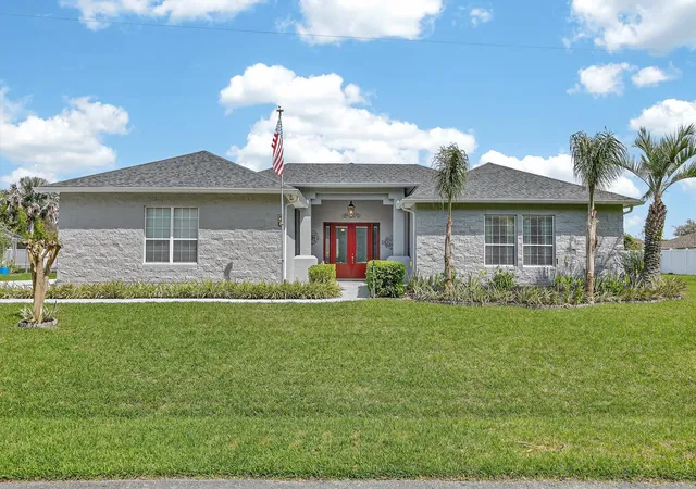Homes for sale in Palm Coast, FL | 50 Furness Pl, Palm Coast, FL 32137 | MLS# FC317451