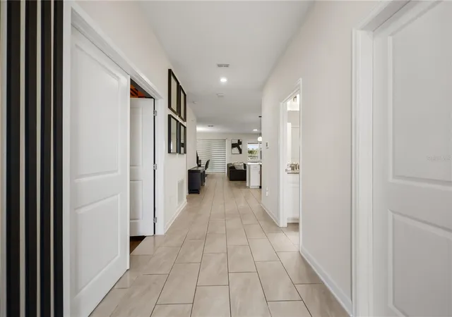 4th image of 917 Ocean Course Ave, Davenport, FL 33896 | MLS# S5147137