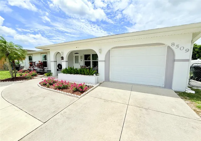 Single family home for sale at 8509 La Boca Ave, NORTH PORT, FL 34287 | MLS# A4688744
