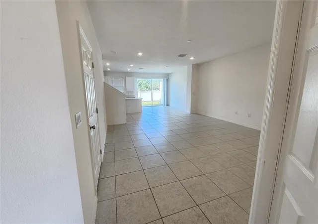 Photo 3 of Townhouse for sale at 1260 Wycliffe Way, Saint Cloud, FL 34771 | MLS# S5147138 | Listing updated on 2026-04-04