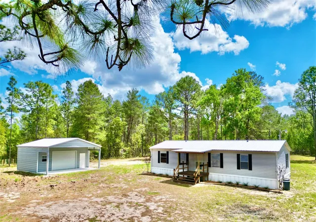 1st image of 175 Whirlwind Loop, Hawthorne, FL 32640 | MLS# GC539140