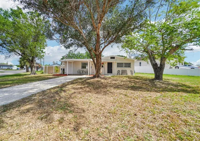 2nd image of 541 Firefly Ln, Apollo Beach, FL 33572 | MLS# TB8493808