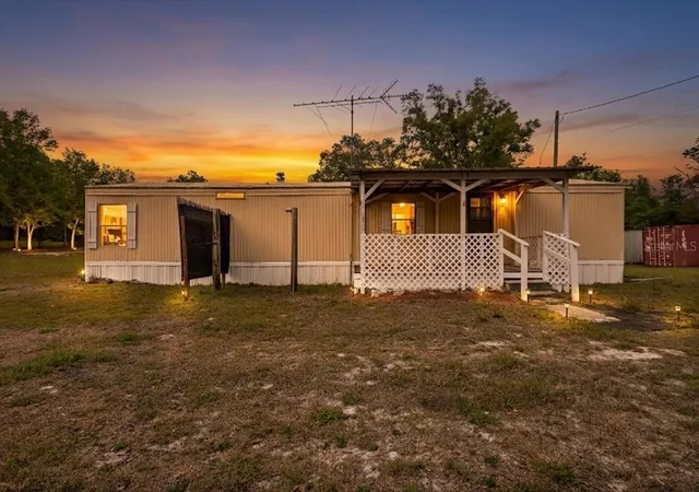 Homes for sale in Bell, FL | 3100 Nw 20Th St, Bell, FL 32619 | MLS# GC539141