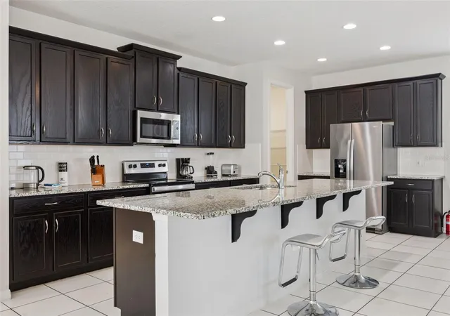 Photo 4 of Single family home for sale at 9008 Sunshine Ridge Loop, Kissimmee, FL 34747 | MLS# O6396158 | Listing updated on 2026-09-29