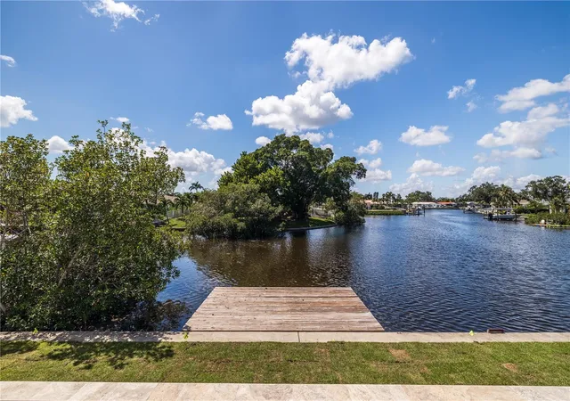 Photo 3 of Single family home for sale at 4692 Dover St NE, Saint Petersburg, FL 33703 | MLS# TB8493836 | Listing updated on 2026-08-13
