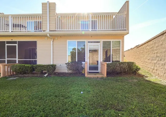 3rd image of 11001 Se Sunset Harbor Rd #F45, Summerfield, FL 34491 | MLS# OM722137