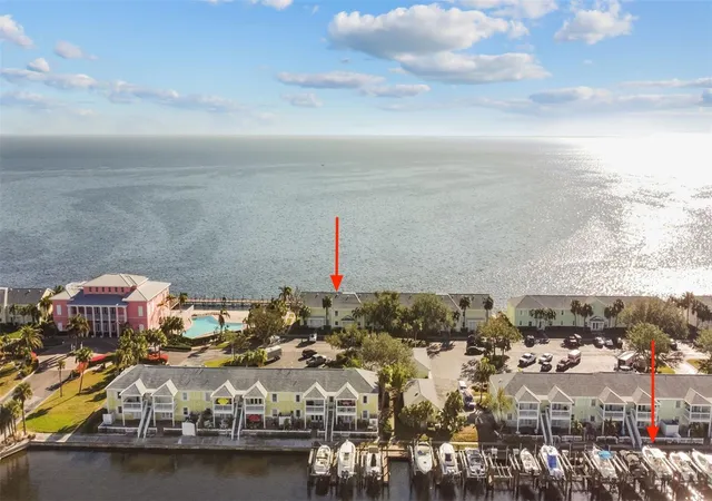 Condo for sale at 5026 Coquina Key Dr SE #5026, ST PETERSBURG, FL 33705 | MLS# TB8493857