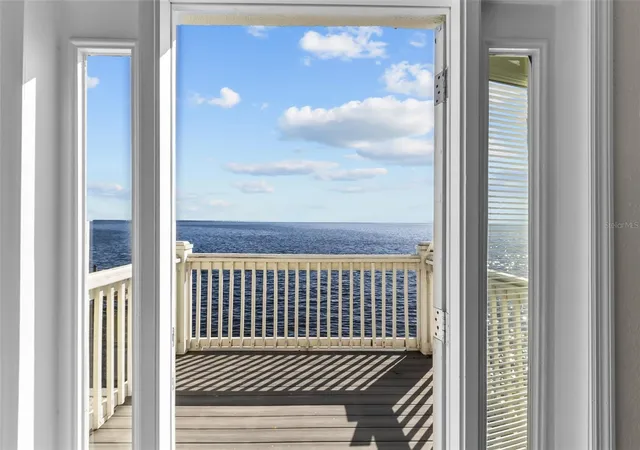 Photo 4 of Condo for sale at 5026 Coquina Key Dr SE #5026, St Petersburg, FL 33705 | MLS# TB8493857 | Listing updated on 2026-09-20