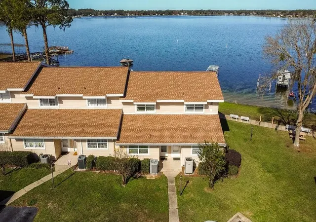 2nd image of 11001 Se Sunset Harbor Rd #B10, Summerfield, FL 34491 | MLS# OM722138