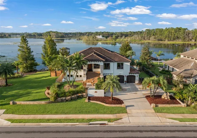 Photo 2 of Single family home for sale at 2624 Howland Blvd, Deltona, FL 32738 | MLS# S5147158 | Listing updated on 2026-09-17