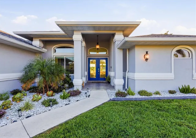 2nd image of 430 Spring Lake Blvd Nw, Port Charlotte, FL 33952 | MLS# C7524320
