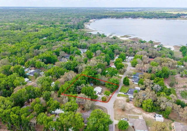 Photo 1 of Single family home for sale at 102 Swans Nest Cir, Melrose, FL 32666 | MLS# GC539149 | Listing updated on 2026-08-18