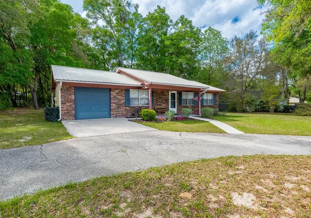 Photo 4 of Single family home for sale at 102 Swans Nest Cir, Melrose, FL 32666 | MLS# GC539149 | Listing updated on 2026-08-18