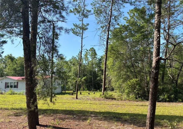Photo 3 of Manufactured home for sale at 109 Greenwood Rd, Florahome, FL 32140 | MLS# GC539154 | Listing updated on 2026-10-05