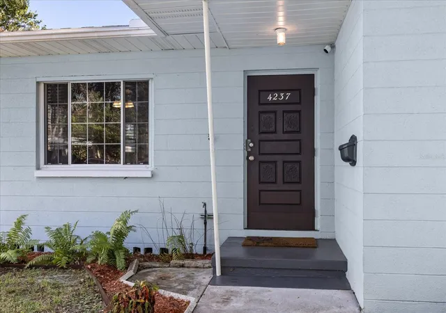 Photo 2 of Single family home for sale at 4237 Dr Martin Luther King Jr St N, Saint Petersburg, FL 33703 | MLS# TB8493914 | Listing updated on 2026-10-16