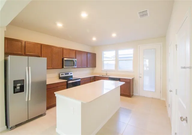 3rd image of 10355 Folly Beach Rd, Orlando, FL 32827 | MLS# O6396257