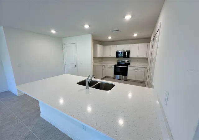 Homes for sale in Palm Coast, FL | 41 Round Tree Dr, Palm Coast, FL 32164 | MLS# C7524330
