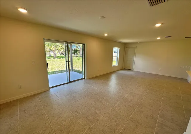 Homes for sale in Palm Coast, FL | 41 Round Tree Dr, Palm Coast, FL 32164 | MLS# C7524330