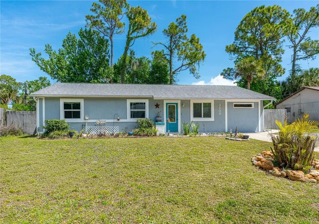 Homes for sale in Edgewater, FL | 3309 Woodland Dr, Edgewater, FL 32141 | MLS# FC317473