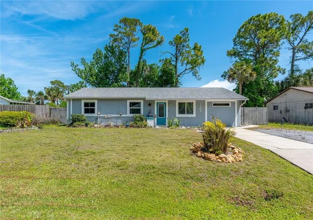 Homes for sale in Edgewater, FL | 3309 Woodland Dr, Edgewater, FL 32141 | MLS# FC317473