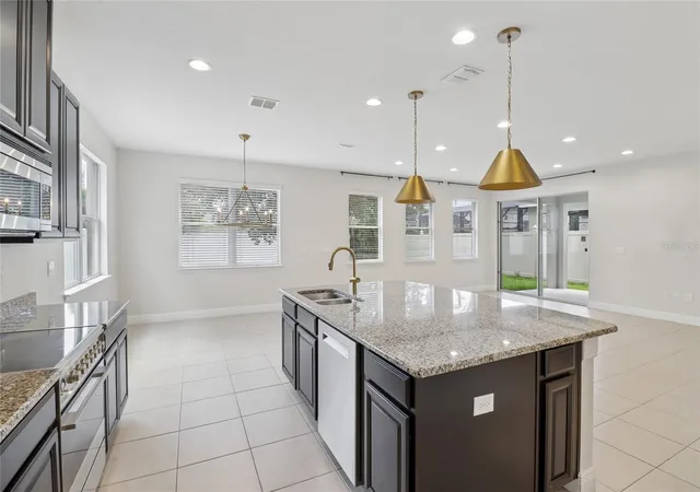 Photo 2 of Single family home for sale at 4309 Saltmarsh Sparrow Dr, Windermere, FL 34786 | MLS# O6396295 | Listing updated on 2026-09-19