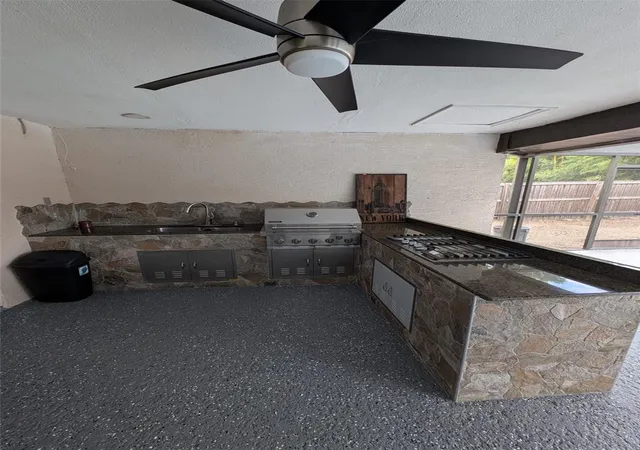 45th image of 2106 Whitlock Pl, Dover, FL 33527 | MLS# TB8493968