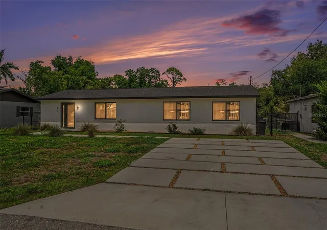 Photo 2 of Single family home for sale at 73 Cardinal Dr, North Fort Myers, FL 33917 | MLS# V4948332 | Listing updated on 2026-09-19