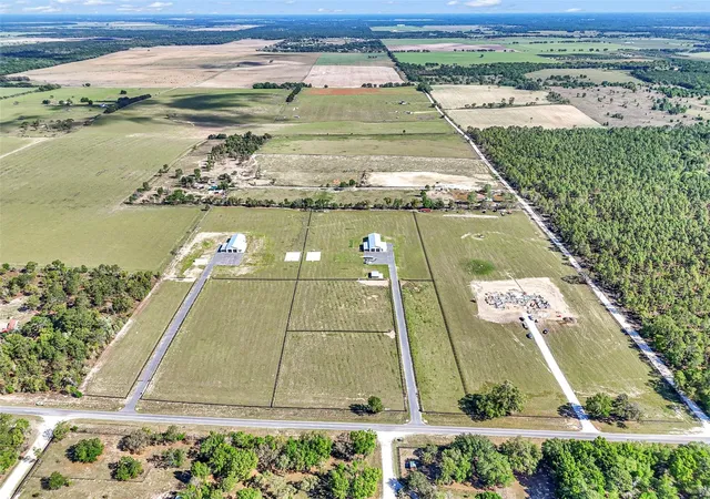 Homes for sale in Morriston, FL | 14951 Se 60Th St, Morriston, FL 32668 | MLS# O6396313