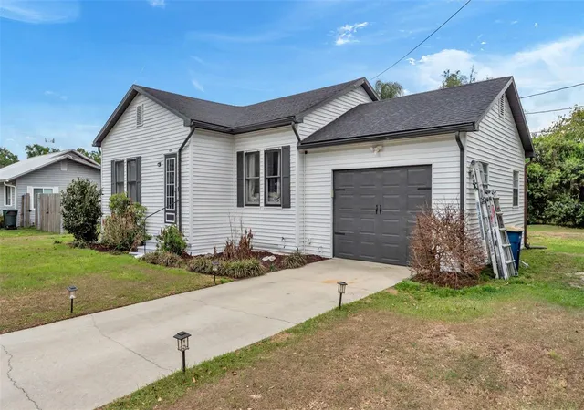 Photo 3 of Single family home for sale at 495 W Plumosa St, Bartow, FL 33830 | MLS# L4960834 | Listing updated on 2026-10-17