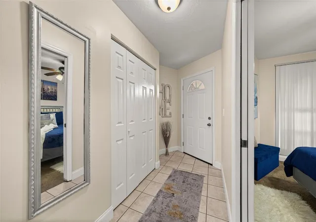 3rd image of 7799 Ne 20Th Ct, Ocala, FL 34479 | MLS# OM722165