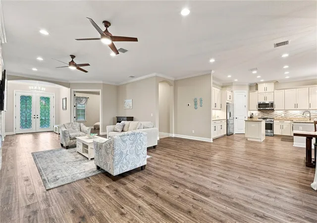 Photo 4 of Single family home for sale at 5010 Tivoli Run, Bradenton, FL 34211 | MLS# A4688822 | Listing updated on 2026-10-22