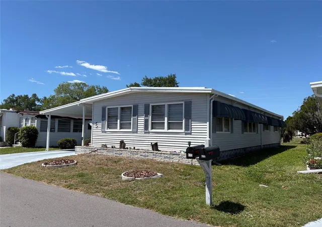 1st image of 413 Cervina Dr N, Venice, FL 34285 | MLS# N6143753