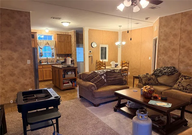 5th image of 21809 Sunset Dr, Astor, FL 32102 | MLS# O6396344