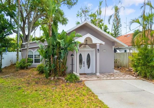 1st image of 3414 W Wallcraft Ave, Tampa, FL 33611 | MLS# TB8494132
