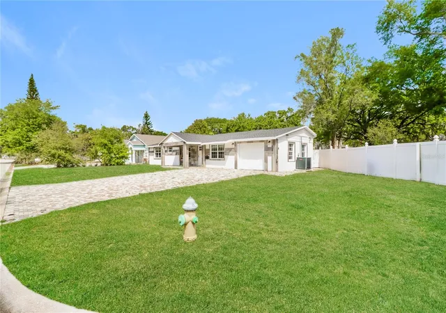 Photo 3 of Single family home for sale at 3147 36th Avenue N, Saint Petersburg, FL 33713 | MLS# O6396407 | Listing updated on 2026-10-02