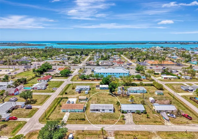 29th image of 2870 9th St, Englewood, FL 34224 | MLS# D6146903