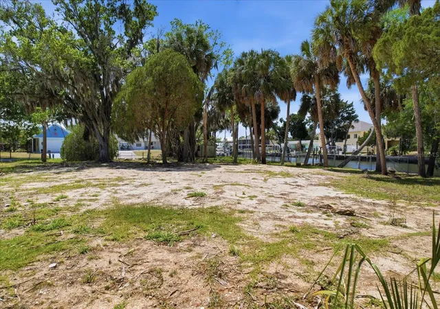 4th image of 1941 Nw 16Th St, Crystal River, FL 34428 | MLS# TB8494168