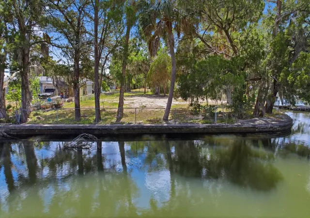 5th image of 1941 Nw 16Th St, Crystal River, FL 34428 | MLS# TB8494168