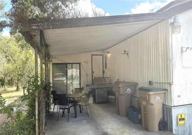 Homes for sale in Paisley, FL | 28520 Holly Ave, Paisley, FL 32767 | MLS# O6396426