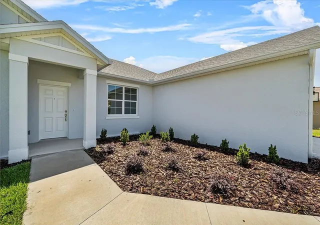 Photo 3 of Single family home for sale at 4502 Fairway Oaks Dr, Mulberry, FL 33860 | MLS# L4960853 | Listing updated on 2026-09-29