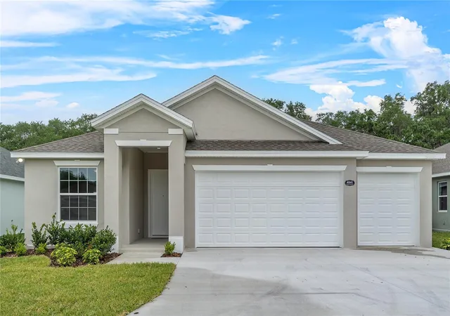 Photo 2 of Single family home for sale at 4541 Fairway Oaks Dr, Mulberry, FL 33860 | MLS# L4960854 | Listing updated on 2026-09-29