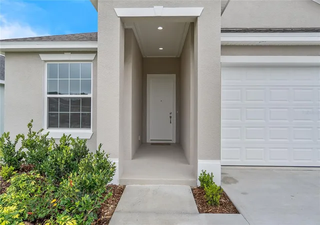Photo 3 of Single family home for sale at 4541 Fairway Oaks Dr, Mulberry, FL 33860 | MLS# L4960854 | Listing updated on 2026-09-29