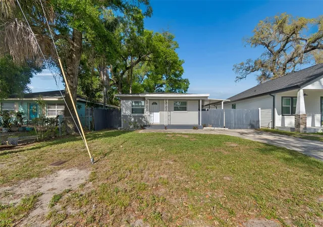 Photo 2 of Sale Pending at 6710 N Harer St, Tampa, FL 33604 | MLS# TB8494207 | Listing updated on 2026-10-26
