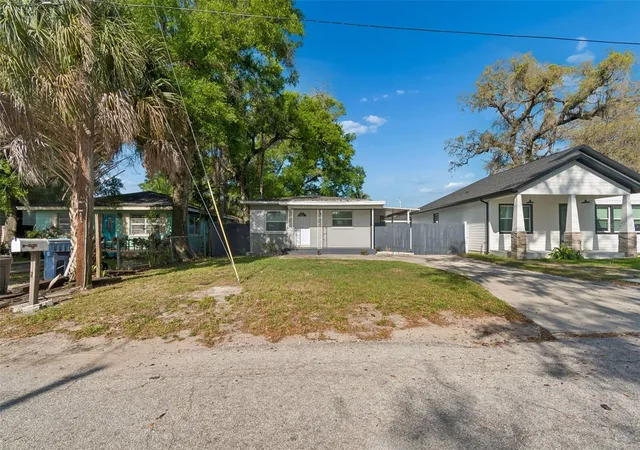 Photo 3 of Sale Pending at 6710 N Harer St, Tampa, FL 33604 | MLS# TB8494207 | Listing updated on 2026-10-26