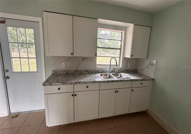 Homes for sale in Auburndale, FL | 2587 Sunrise Ter, Auburndale, FL 33823 | MLS# A4688904