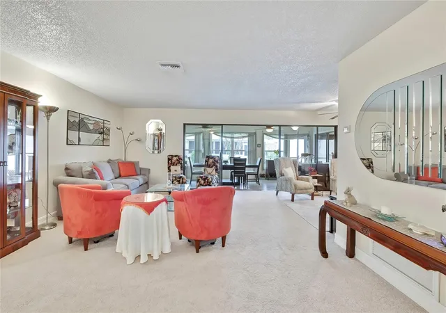 Photo 3 of Single family home for sale at 6433 Lost Tree Ln, Spring Hill, FL 34606 | MLS# W7884566 | Listing updated on 2026-10-01