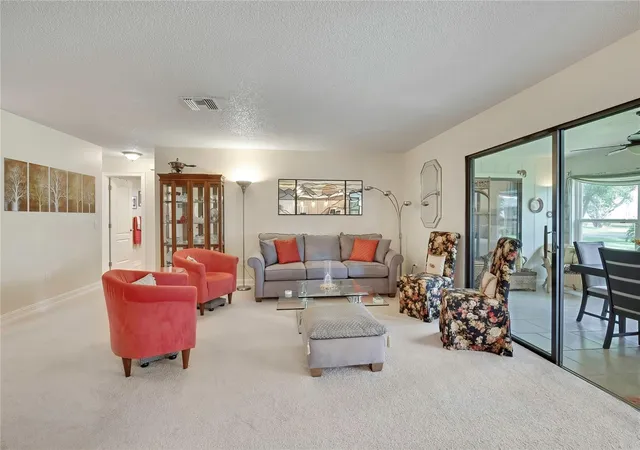 Photo 4 of Single family home for sale at 6433 Lost Tree Ln, Spring Hill, FL 34606 | MLS# W7884566 | Listing updated on 2026-10-01