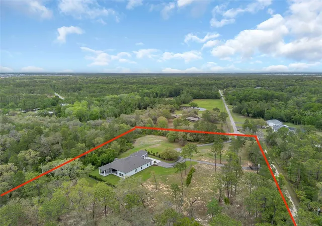 Photo 3 of Single family home for sale at 8398 Happy Trl, Kissimmee, FL 34747 | MLS# O6396464 | Listing updated on 2026-10-05